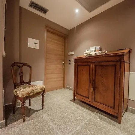 Santa Lucia & Smeraldo 3*